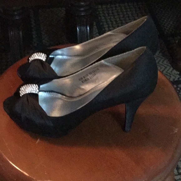 Black David Bridal Size 8 1/2 - Picture 2 of 6